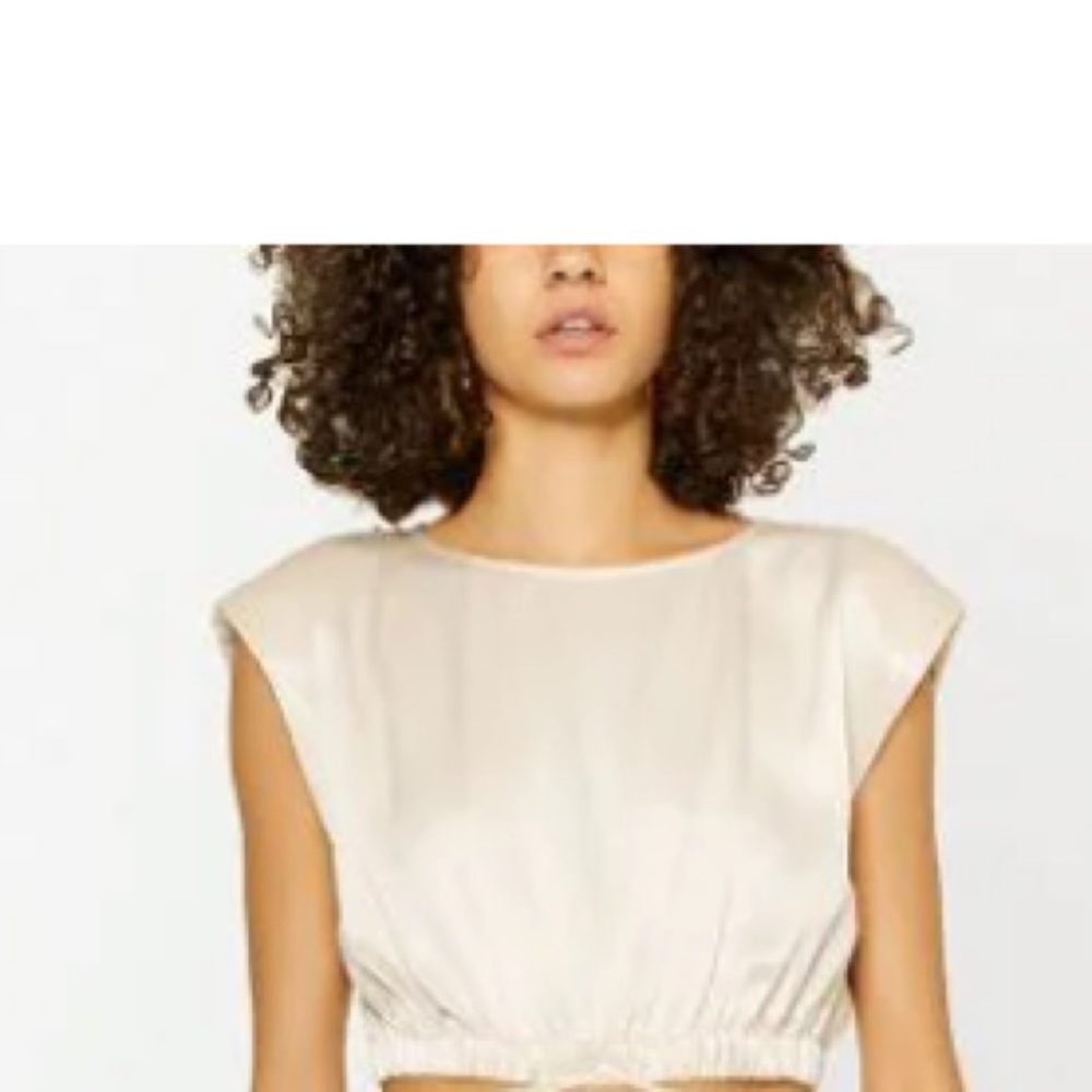 Urban outfitters white crop top tank textured cream extra small Xs elastic waist